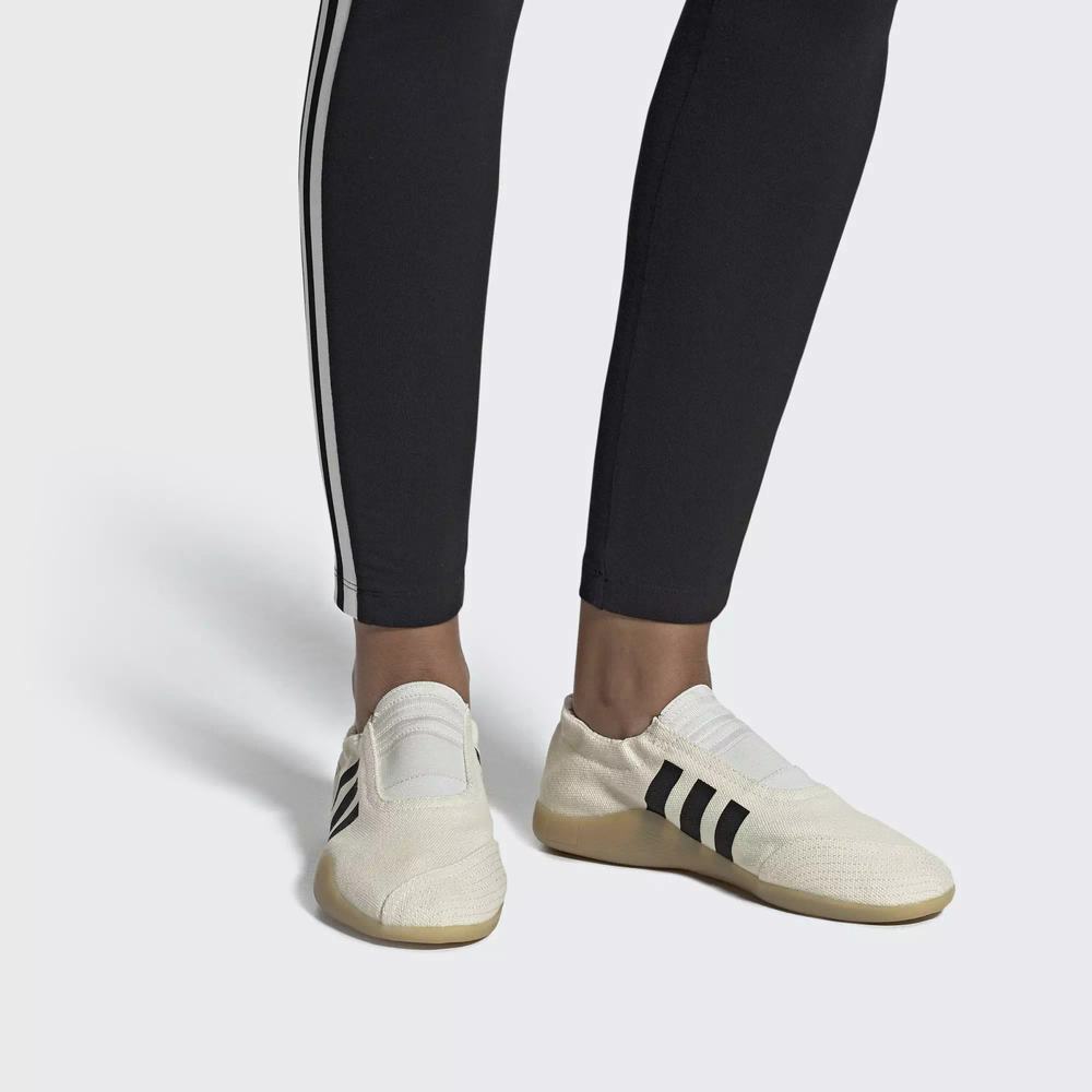 Adidas Taekwondo Tenis Blancos Para Mujer (MX-93062)